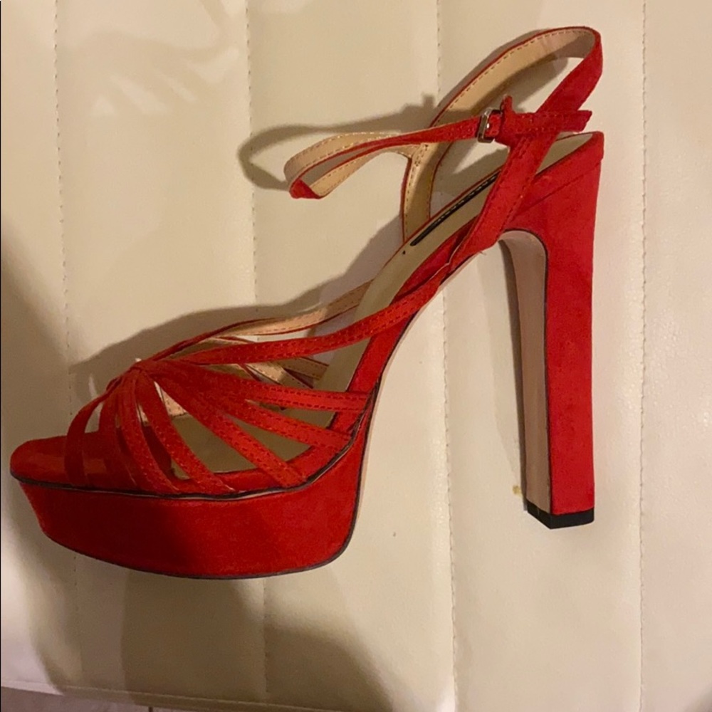 Never Worn Red Heels - Picture 2 of 3